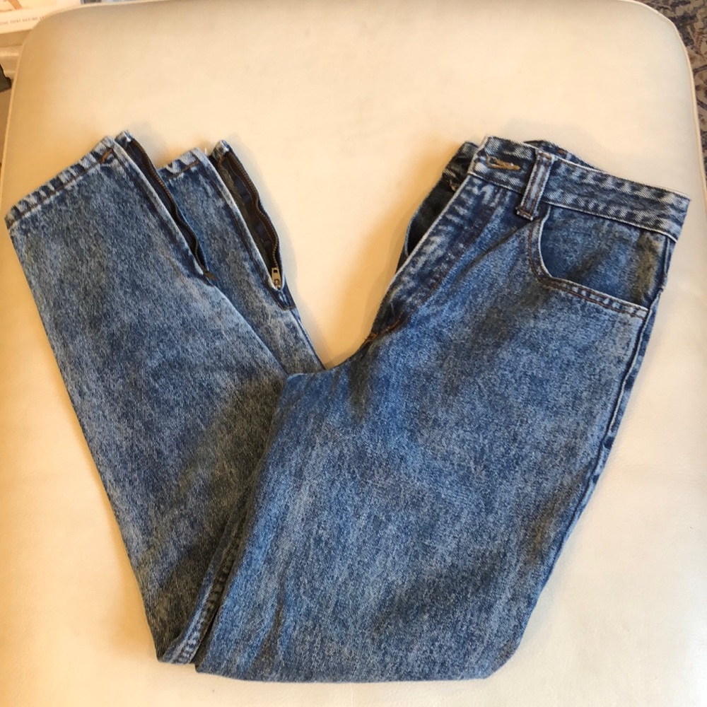 Guess high waist mom jeans with ankle zippers